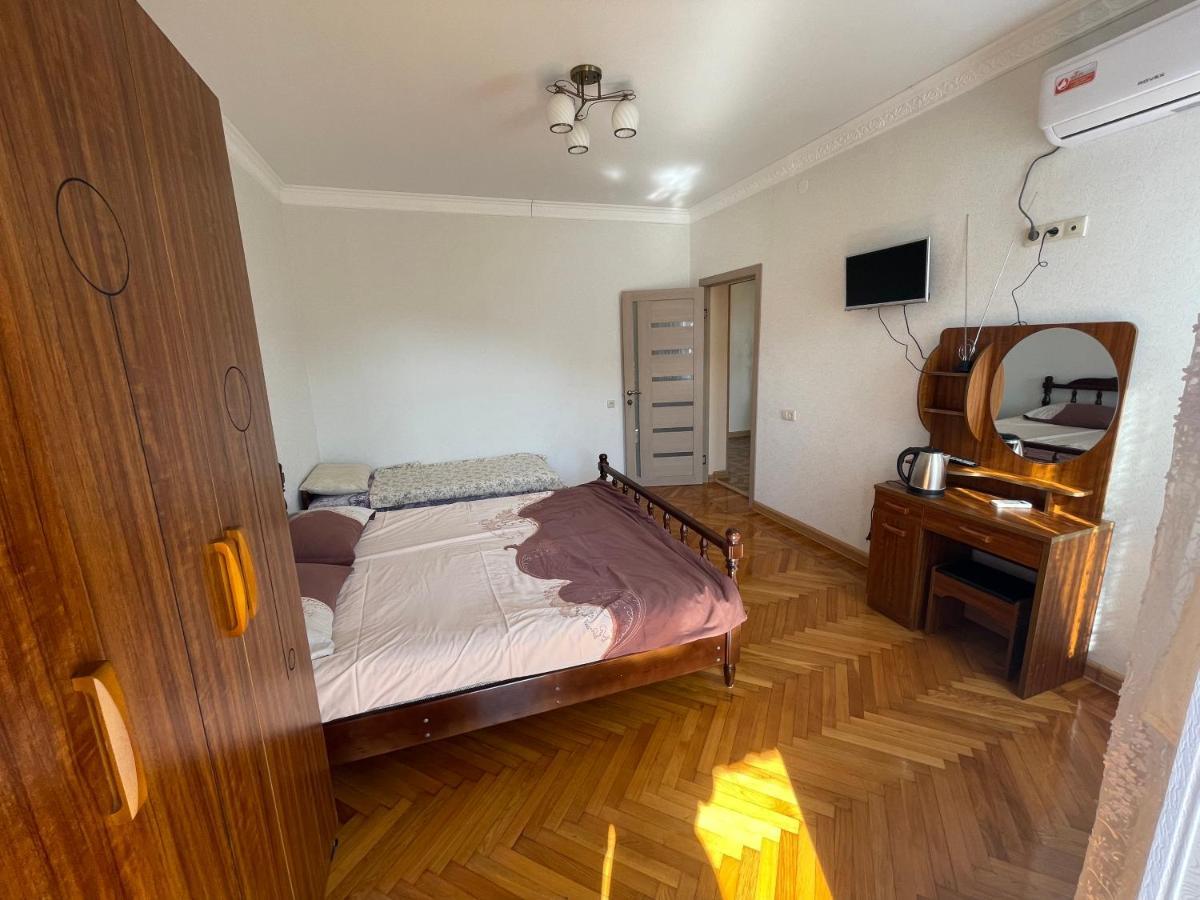 Гостевой Дом На Гечба Hotel Gagra Bagian luar foto